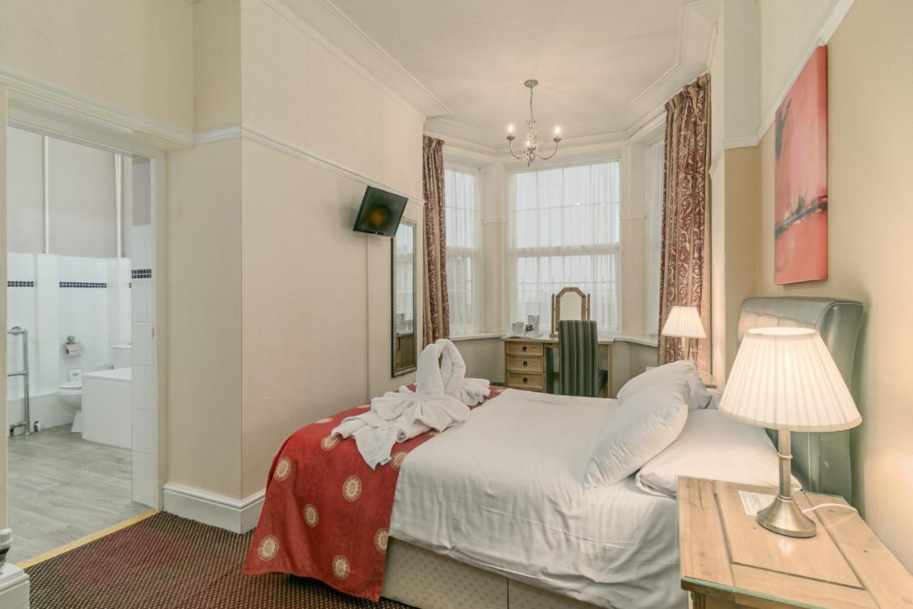 Skegness The Royal Hotel Екстериор снимка